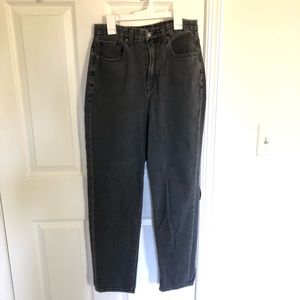 American Eagle Curvy Mom Jean